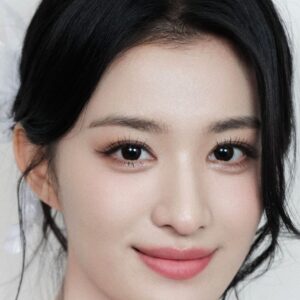 تصویر هنرمند Wang Churan