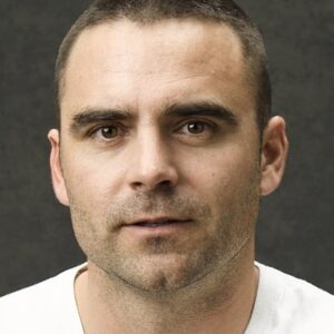 تصویر هنرمند Dustin Clare