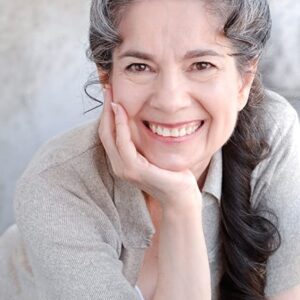 تصویر هنرمند Annie Kitral