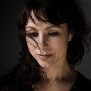 تصویر هنرمند Coraly Zahonero