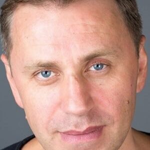 تصویر هنرمند Dmitry Yanyshevsky