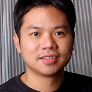 تصویر هنرمند Parkpoom Wongpoom