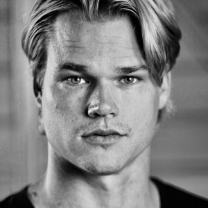 تصویر هنرمند Brendan Miller