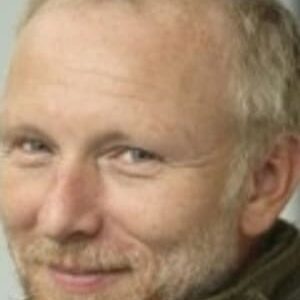 تصویر هنرمند Vladimir Gudilin