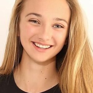 تصویر هنرمند Charlize Churcher