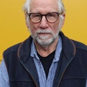 تصویر هنرمند Oliver Stapleton