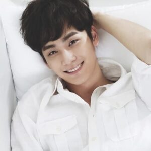 تصویر هنرمند Jo Yoon-woo