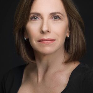 تصویر هنرمند Claudia Lobo