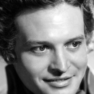 تصویر هنرمند Leslie Bradley