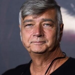 تصویر هنرمند John R. Leonetti