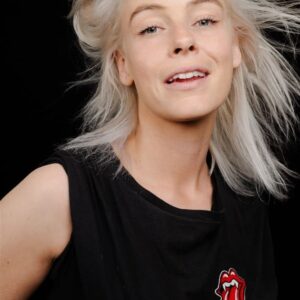 تصویر هنرمند Holly-Rose Clegg