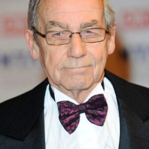 تصویر هنرمند Geoffrey Hutchings