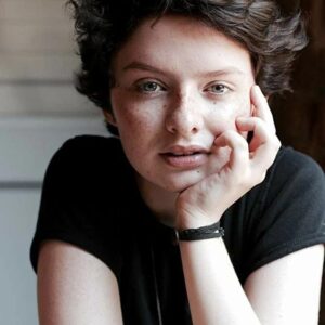 تصویر هنرمند Lachlan Watson