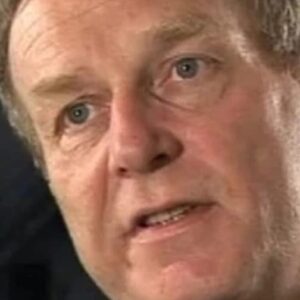 تصویر هنرمند Chris Clough