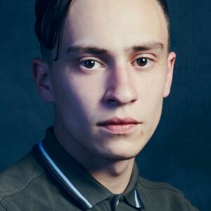 تصویر هنرمند Keir Gilchrist