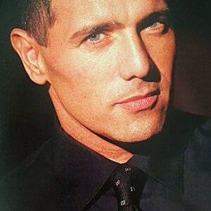 تصویر هنرمند Jonathan Dwayne