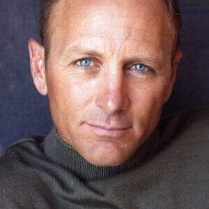 تصویر هنرمند Garvin Cross