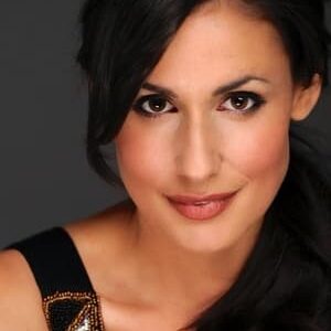 تصویر هنرمند Adreana Gonzalez