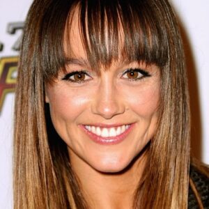 تصویر هنرمند Sharni Vinson