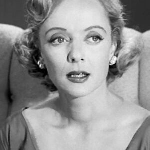 تصویر هنرمند Barbara Baxley