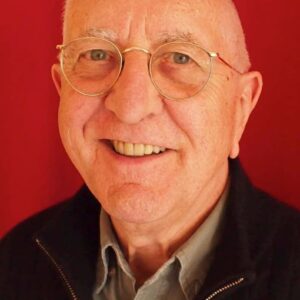 تصویر هنرمند Len Deighton