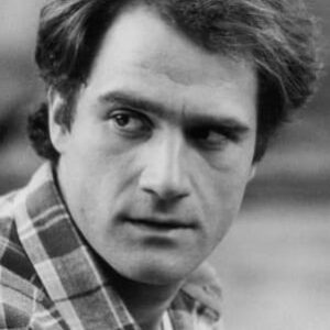 تصویر هنرمند Elias Koteas