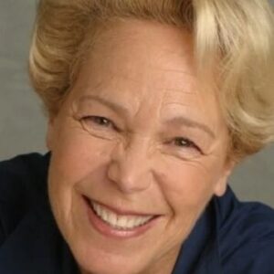 تصویر هنرمند Joyce Greenleaf