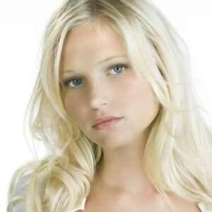 تصویر هنرمند Whitney Vance