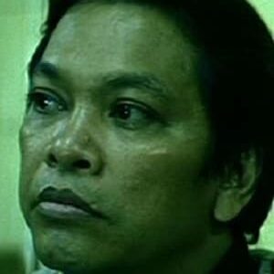 تصویر هنرمند Chaucharew Wichai