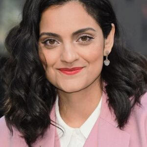 تصویر هنرمند Nida Manzoor