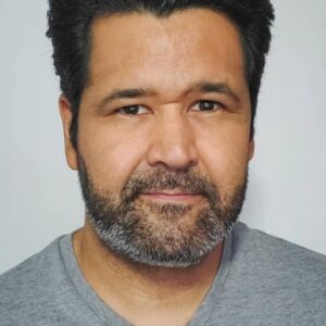 تصویر هنرمند Alexander Rivero