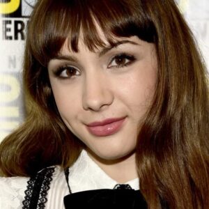 تصویر هنرمند Hannah Marks