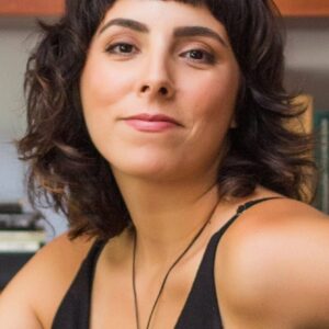 تصویر هنرمند Julia Rezende