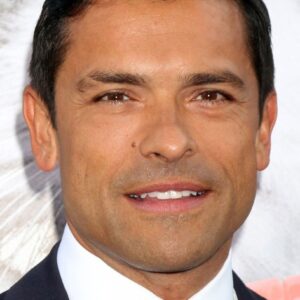تصویر هنرمند Mark Consuelos