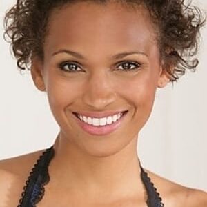 تصویر هنرمند Nicole Pulliam