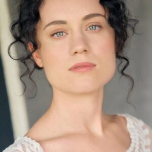 تصویر هنرمند Megan Tully