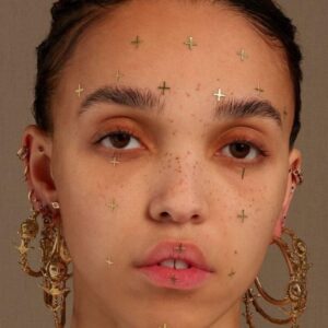 تصویر هنرمند FKA twigs