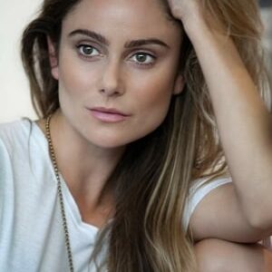 تصویر هنرمند Amanda Brooks