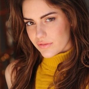 تصویر هنرمند Brianna Joy Chomer