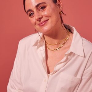 تصویر هنرمند Suzanne Coote