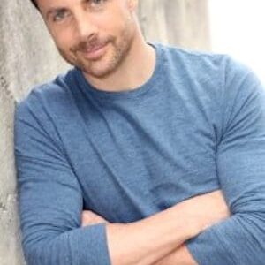 تصویر هنرمند Louis Paquette