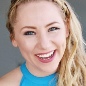 تصویر هنرمند Julie Ann Serrano