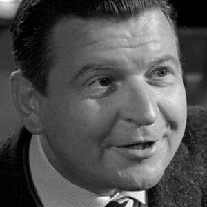 تصویر هنرمند Hugh Manning