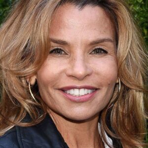 تصویر هنرمند Jenny Lumet