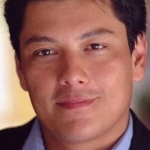 تصویر هنرمند Ricardo Chacon