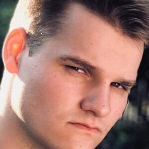 تصویر هنرمند Andrew Winn