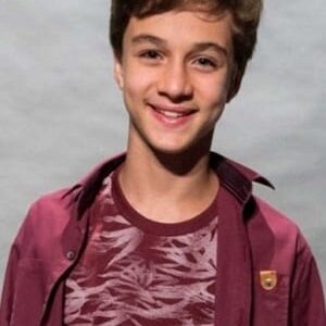 تصویر هنرمند Vitor Figueiredo