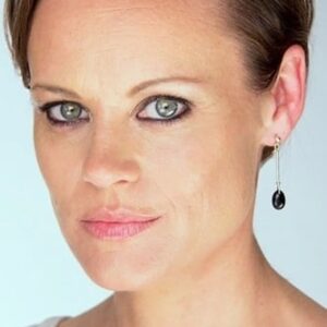 تصویر هنرمند Nadine Garner