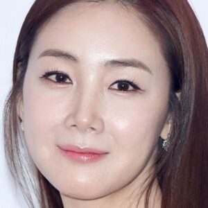 تصویر هنرمند Choi Ji-woo