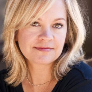 تصویر هنرمند Ellie Cornell